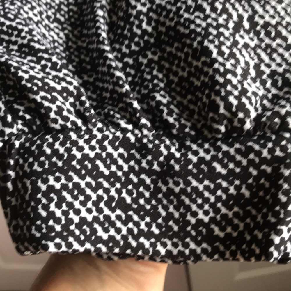 Drawstring pants - Picture 2 of 4